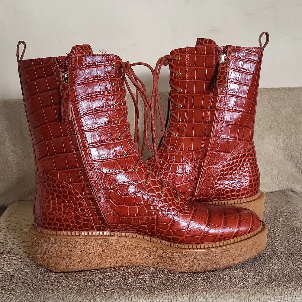 Vince Camuto Rust Combat Boots EUC WO's 8.5 - Picture 3 of 8